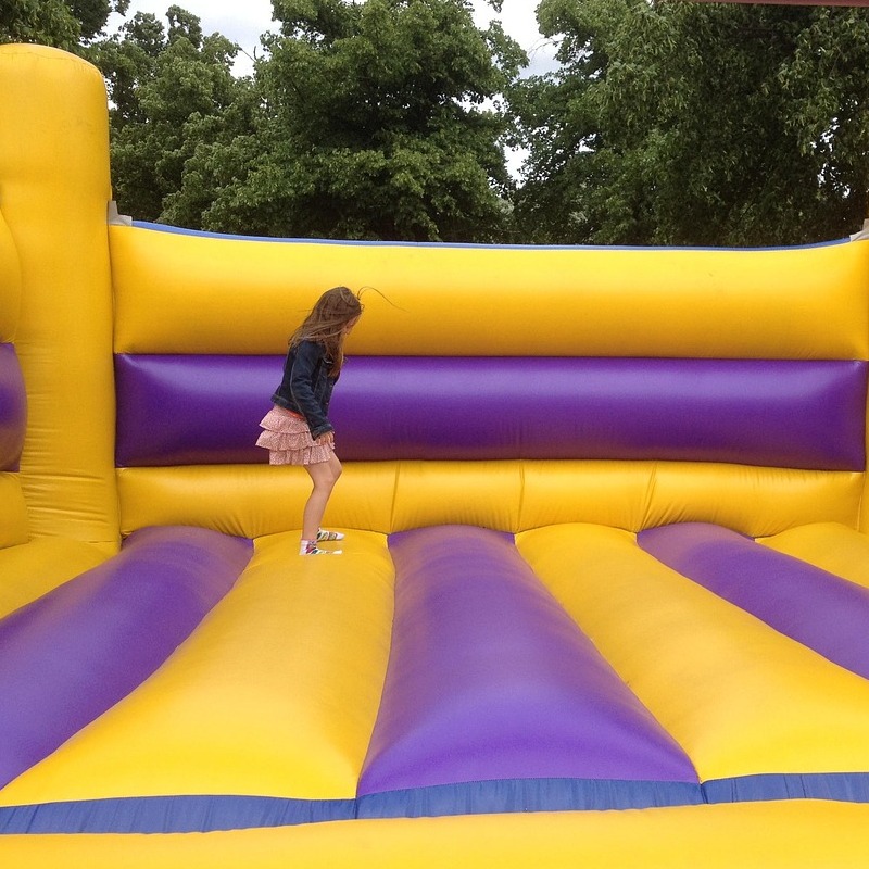 bouncing-castle-281046_1280 (1)